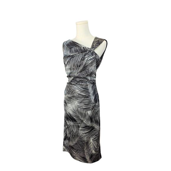 MAGGY LONDON Black-White Formal Satin Feel Front Twist Dress - Picture 1 of 3